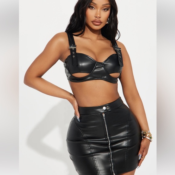 TOP ONLY- BRAND NEW FAUX LEATHER CUT OUT CROP TOP - Picture 5 of 12